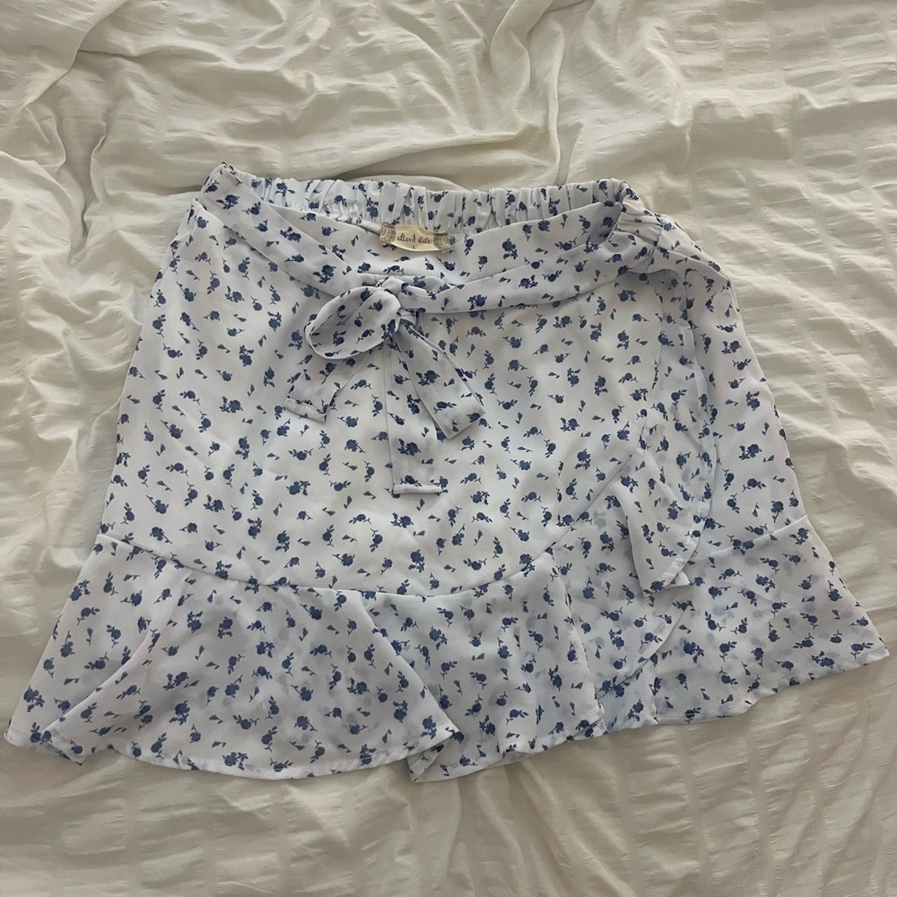 Altar’d State White Ruffle Floral Blue Mini Skirt